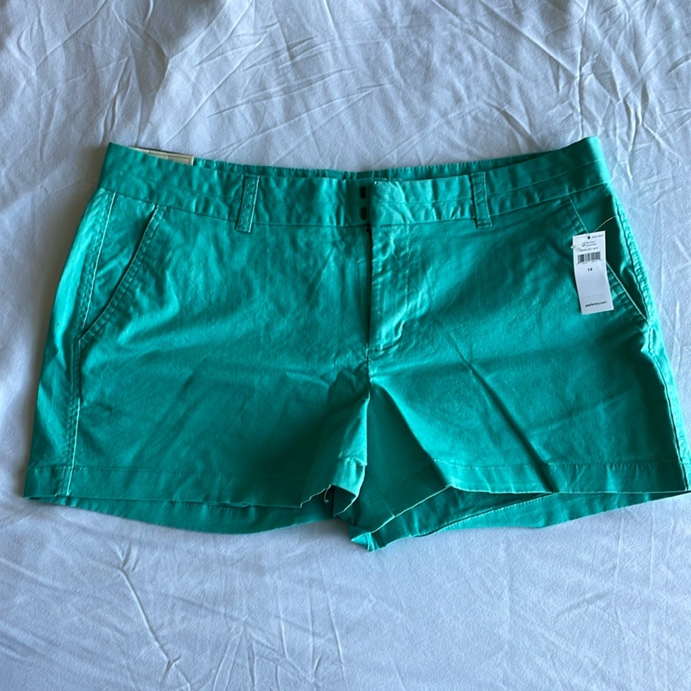 Gap Women’s khaki  shorts size 14